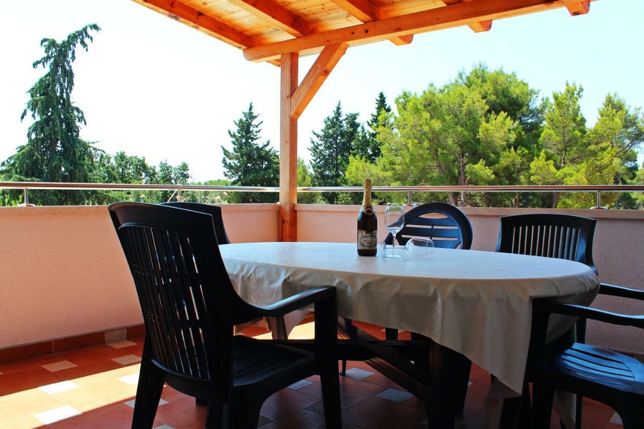 Villa Daria Pakoštane Exteriör bild